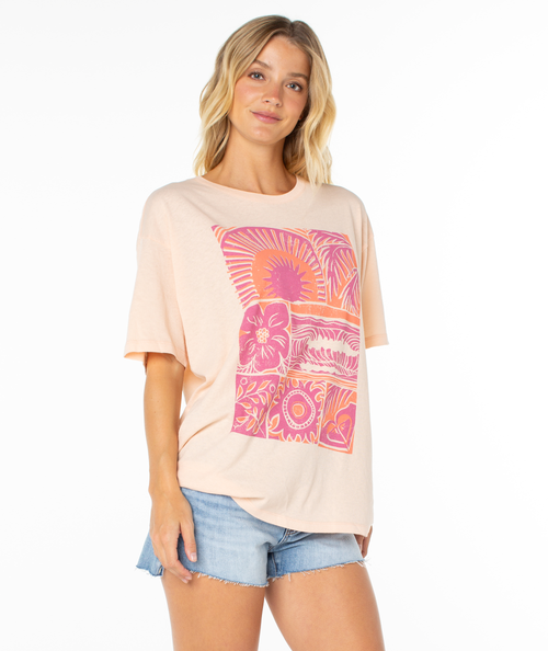 Beach Things Tee